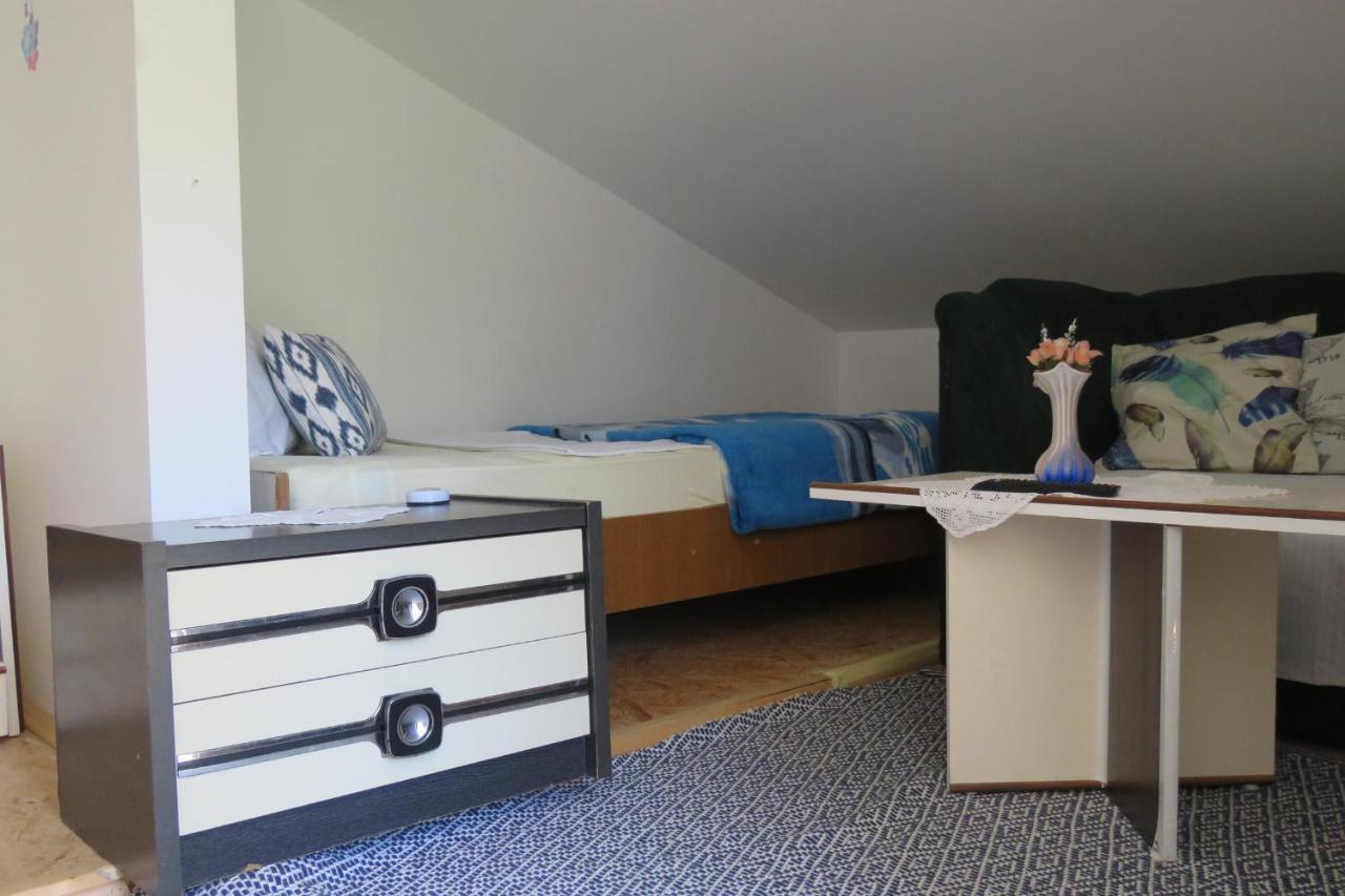 Apartmani Kate Трогир Екстериор снимка