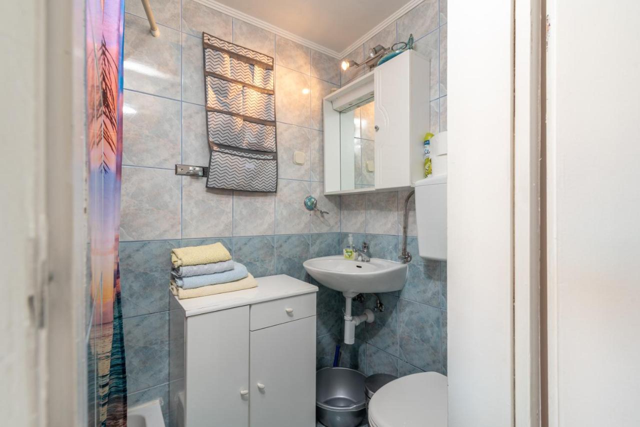 Apartmani Kate Трогир Екстериор снимка