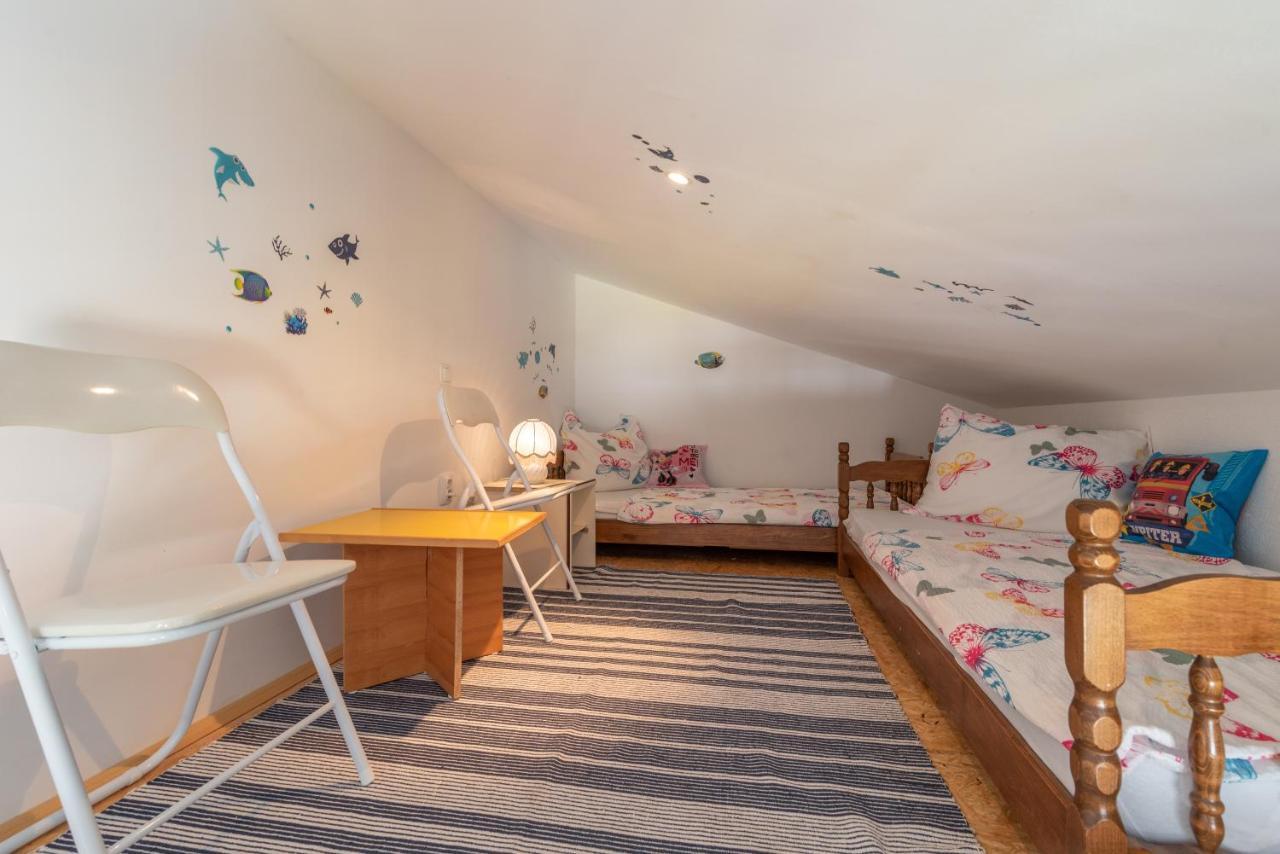 Apartmani Kate Трогир Екстериор снимка