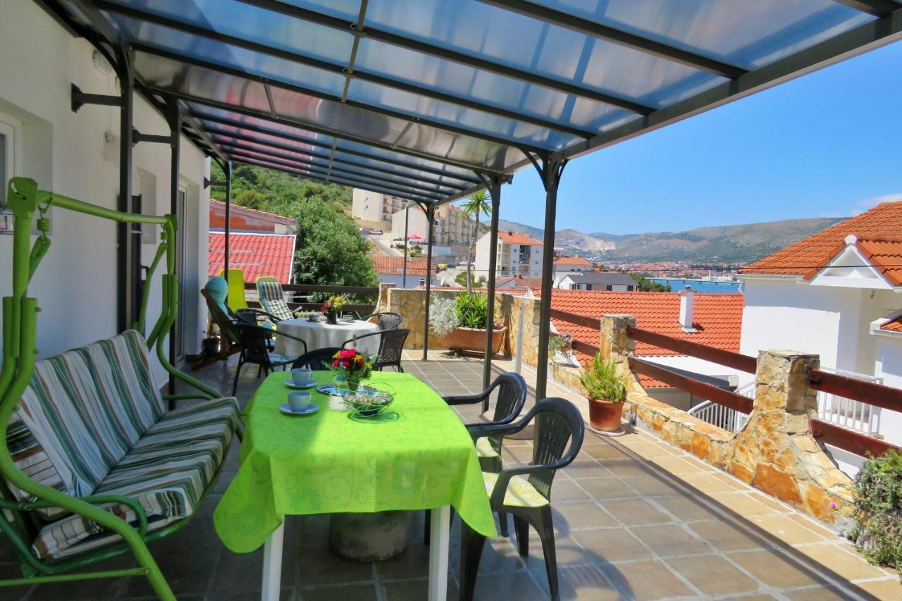 Apartmani Kate Трогир Екстериор снимка